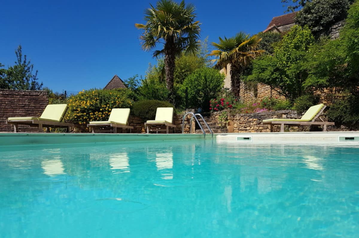 piscine villa les palmiers lot 46 proche sarlat.