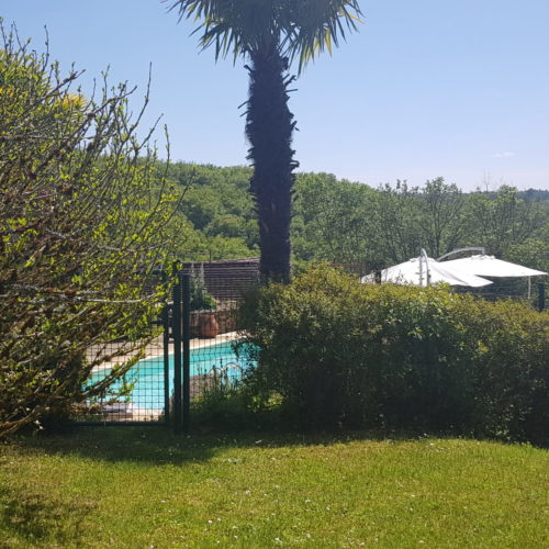 villasoccitanes acces piscine les palmiers