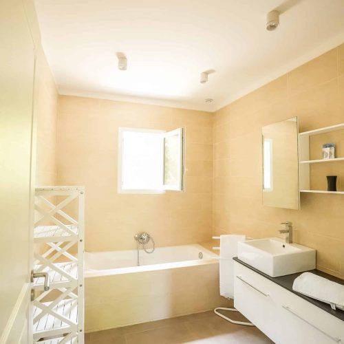 villas occitanes Salle de bain Les Chênes