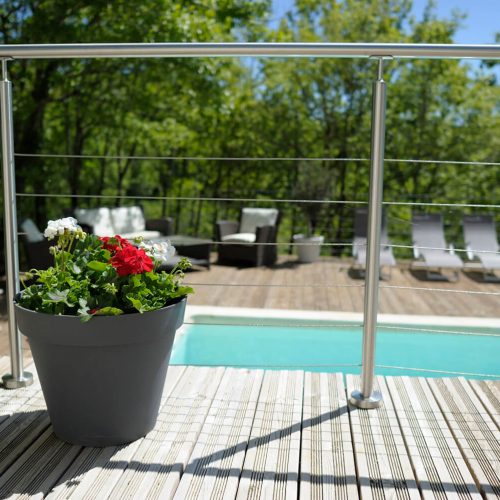 villasoccitanes laviste terrasse vue piscine chauffée 8 m x 4 m
